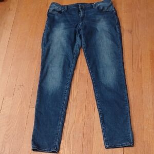 Mavi Jeans Sz.32. Alexa Mid-rise Skinny. 9" Rise. L.33" Slight Pucker Last Pic.